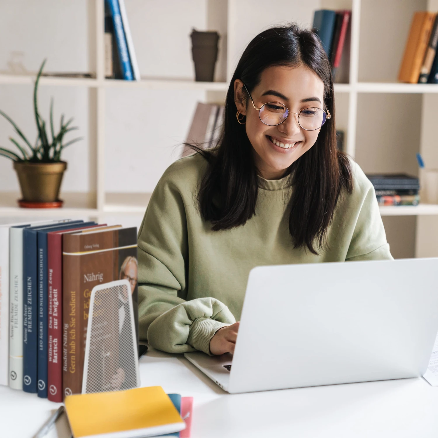 2 X Buchstütze In Weiß - (B)9 X (H)14 X (T)12 Cm – Bild 3