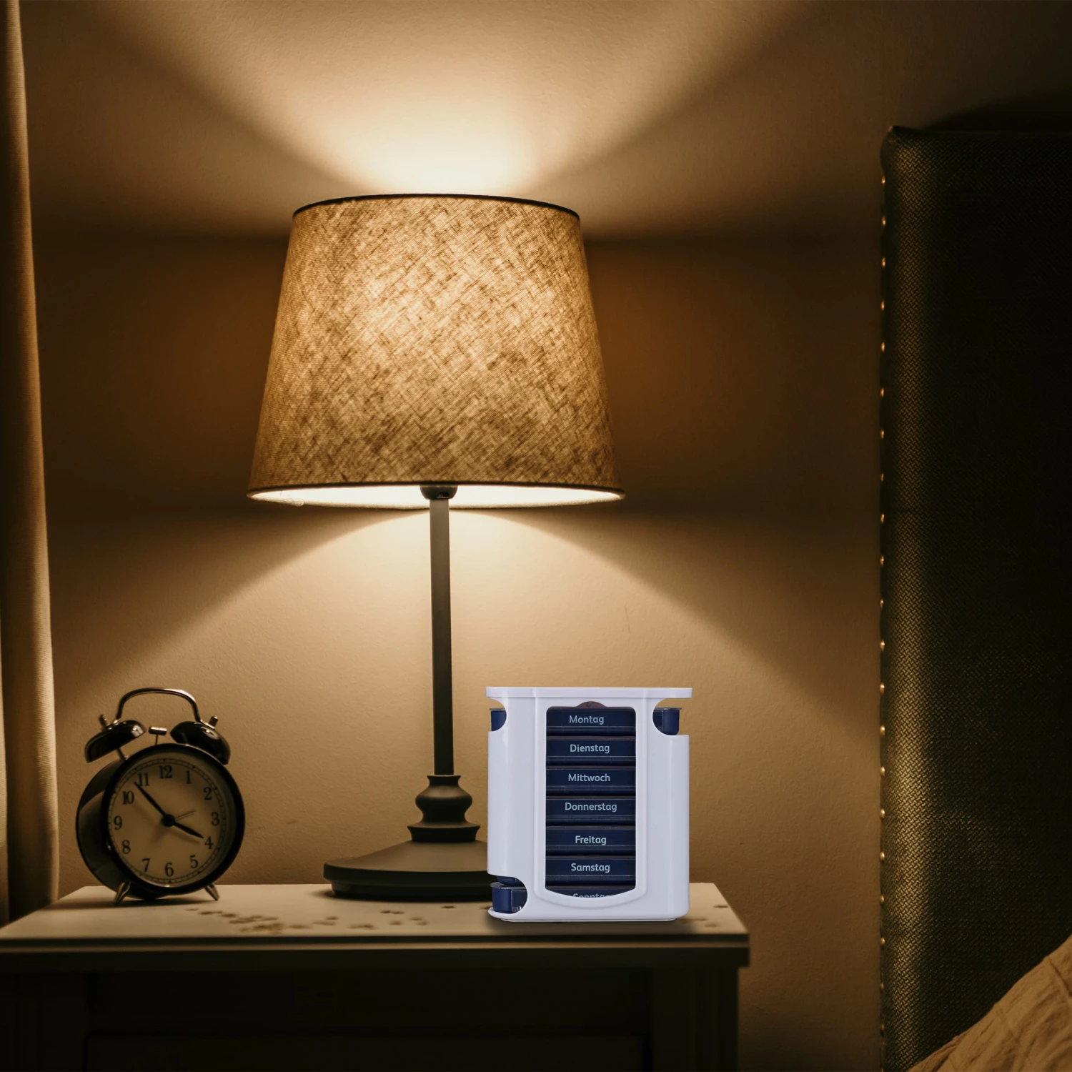 Pillendose In Schwarz – Bild 3