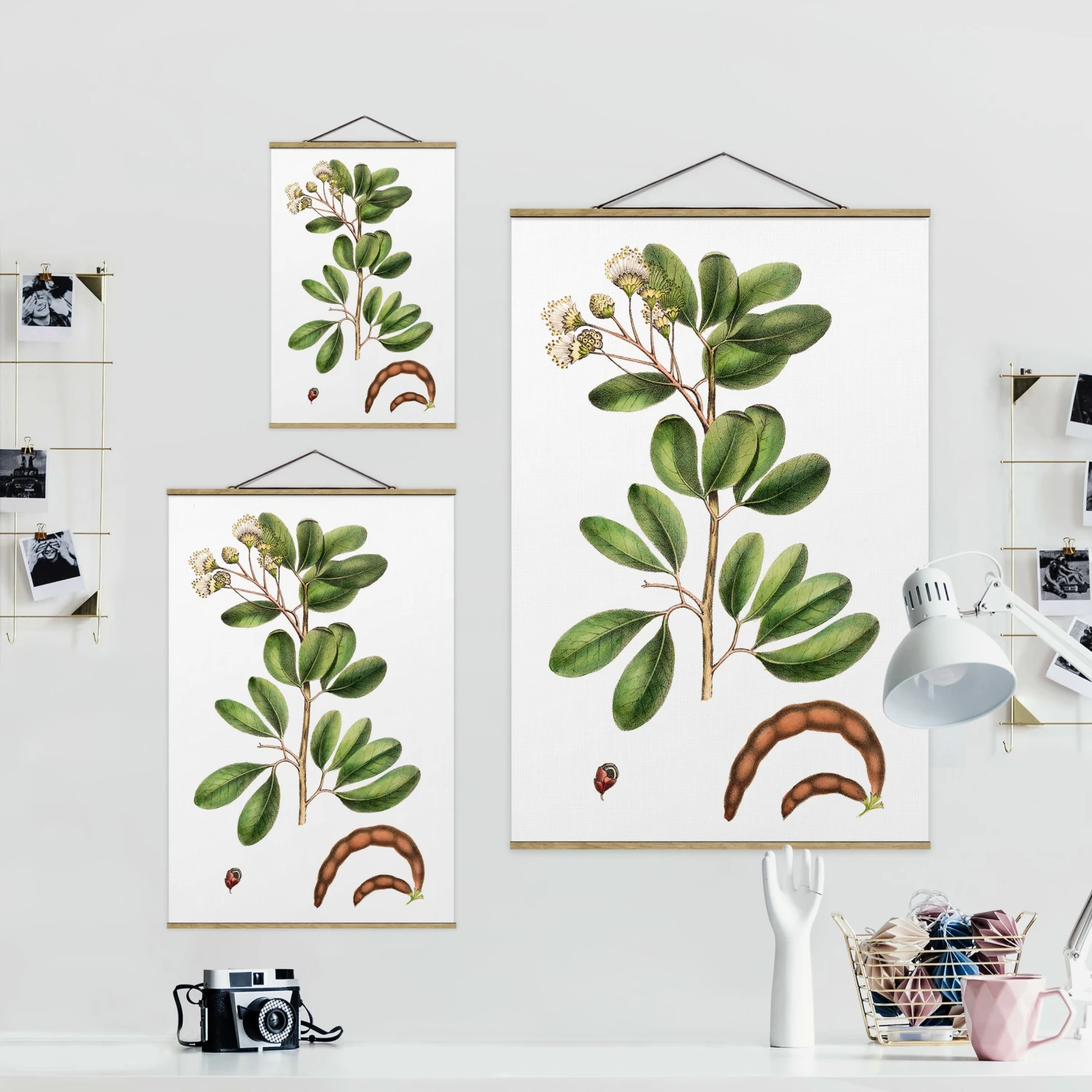 Stoffbild Mit Posterleisten - Laubwerk Mit Blüten III In Weiß – Bild 7